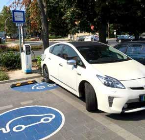 Ennek a zöld útnak egy újabb fontos állomása a központi parkolóban az elektromos töltőállomás kialakítása.