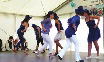 tettük le. Svájcban Bielben foglalkoztam 3-7 és 8-14 éves korú gyermekekkel, akiknek különböző gyermektáncokat, Zumbát és Line Dance-t is tanítottam.