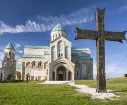 ÖRMÉNYORSZÁG GRÚZIA A CSODÁLATOS ÖRMÉNYORSZÁG ÉS GRÚZIA A világ egyik legősibb települése, Jereván Ókeresztény templomok és kolostorok Sztálin szülővárosa Gori Páratlan örmény és grúz gasztronómiai