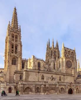 századi román stílusú templom második szintjére épült, megőrizve a Saint Emeterio és a Celeldonio védőszentjeinek emlékeit. A nap második felében Santilliana del Mar felé vesszük az irányt.
