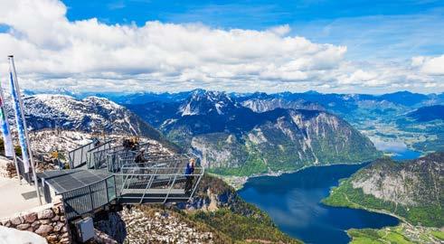 NÉPSZERŰ ÚT AUSZTRIA NÉMETORSZÁG SALZKAMMERGUT, AUSZTRIA ÉKSZERDOBOZA Mondsee Salzburg Sasfészek Werfen St.