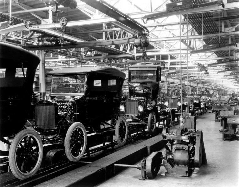 magyar-osztrák kooperációval készült automobil 2-hengeres Boxermotor