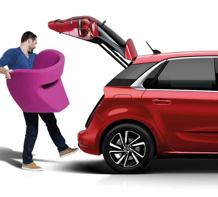ELÉG EGY LÁBMOZDULAT A CSOMAGTÉR NYITÁSÁHOZ A Citroën C4 SpaceTourer és Grand C4 SpaceTourer