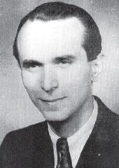 volt Bajcsy Zs. általános iskola viseli nevét városunkban. Emlékét a városban két emléktábla is őrzi. F.m.: Az irodalmi bergsonismus (Bgy.