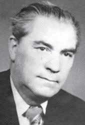 Lombos Márton (Bercel, 1916. febr. 26. Balassagyarmat, 1988. jún. 10.) Balassagyarmat tanácselnöke (1965 1977). 1929-től élt Balassagyarmaton.