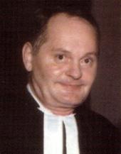 osztályú magyar érdemkeresztet kapott, 1936-ban a Szalézi Intézet megfesttette portréját. 1944-ben XII. Pius pápa az Apostoli Protonotárius címet adományozta neki.