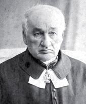 Losoncon, Rimaszombaton, Pesten és Nagykőrösön végezte iskoláit. 1864-től 1867-ig katona, huszárhadnagyként szerelt le és hazatért gazdálkodni nógrádi birtokára.