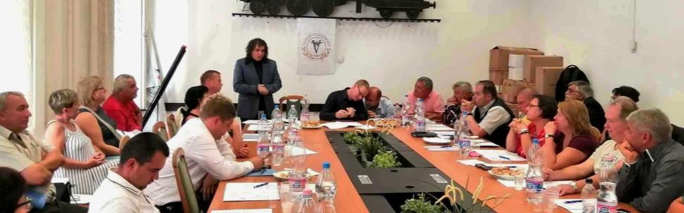 FSZK Küldöttértekezlet A Forgalmi Szakmai Képviselet szeptember ötödikén tartotta beszámoló- és tisztújító Küldöttértekezletét, melyen 38 küldött és a VSZ meghívott vezetése vett részt.