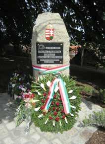 Dunabogdányban található az 1997-ben, Kovács Jenő által készített Az elűzöttek emlékműve,