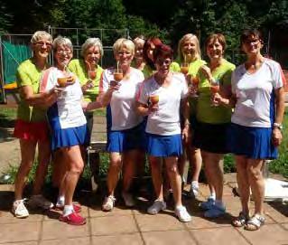 Die Damen 2, die Knaben und die Junioren des Tennisclubs konnten
