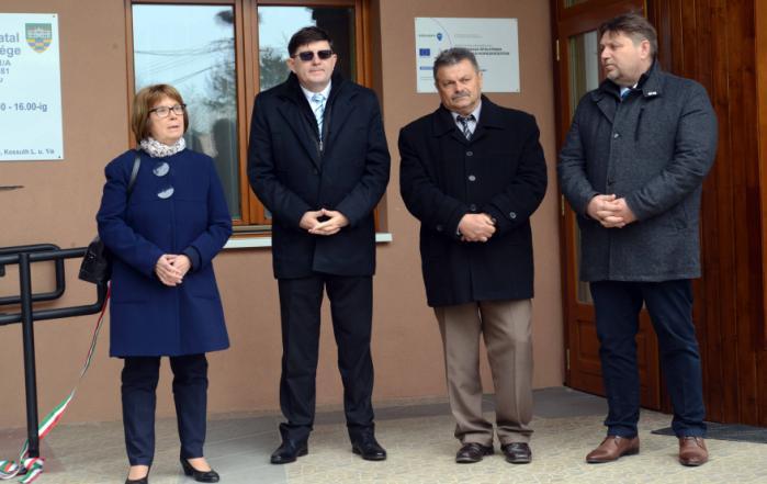 A megváltozott körülmények kihatnak a helyi közösség mindennapjaira, a megújult körülményeknek és lehetőségeknek köszönhetően kisebb lesz az elvándorlás, az óvoda és a községháza komfortosabb