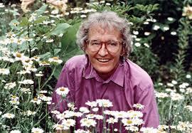 A VESZTESÉG FOGADÁSÁNAK, ILLETVE MEGÉLÉSÉNEK FÁZISAI ELISABETH KÜBLER-ROSS NYOMÁN Elisabeth