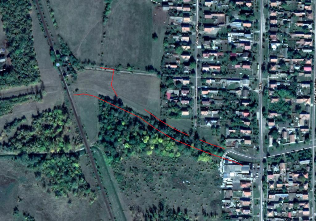 2. KÖRNYZTI HATÁSOK ÉS FTÉTK A szabályozási tervmódosítás valójában szabályozási vonal vonalvezetésének módosítását jelenti, melynek során a 496/61 és 496/ 58 Hrsz-ú ingatlanok érintettsége, a