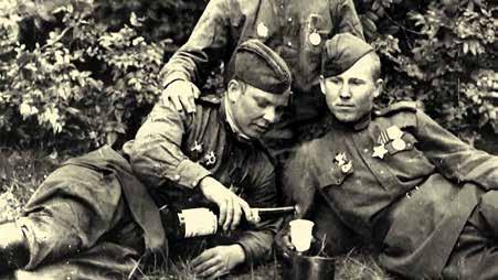 26 História SEGÍTETT-E A VODKA A FRONTON? 1941.