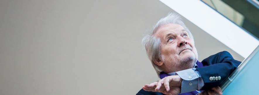 KLASSZIK // AJÁNLÓ Fotó: Mónus Márton Fotó: Wolf Dieter-G Híres koncerttermek történetei A Duna Szimfonikus Zenekar a világ leghíresebb hangversenytermeibe invitálja közönségét, olyan népszerű