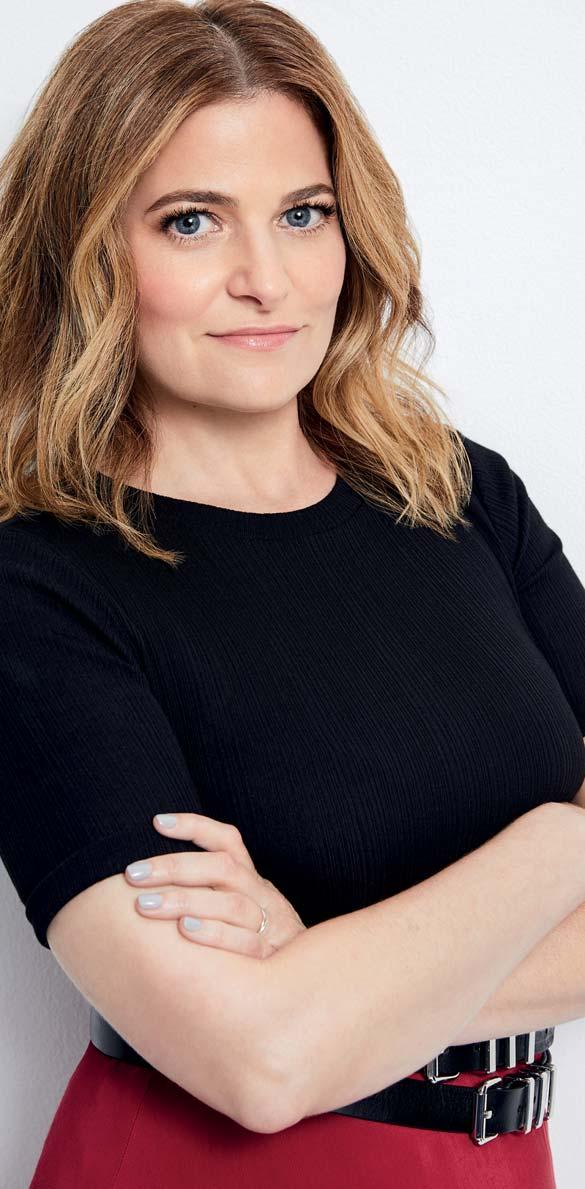 INTERJÚ Andrea Berloff elsőfil mes rendezőként há rom olyan főszereplőnőt kapott A bűn királynői hez mint Melissa McCarthy, Tiffany Haddish és Elisabeth Moss, mégsem vígjátékot, hanem gengszterfil