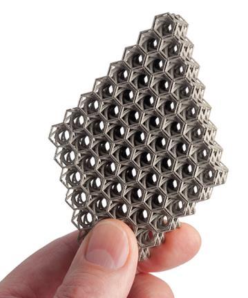 Por alapú 3D nyomtatás (SLS Selective Laser Sintering, Binder Jetting) A 3D nyomtatók egyik nagy családja nem nyomtatószálból, hanem porrétegekből építi fel a tárgyakat.