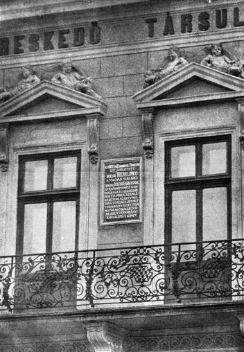 Bolyai János szülőháza Kolozsvárott, 1903-ban (MTAK Kézirattár) elvette Árkosi Benkő Zsuzsannát, majd feleségével Domáldra költözött.