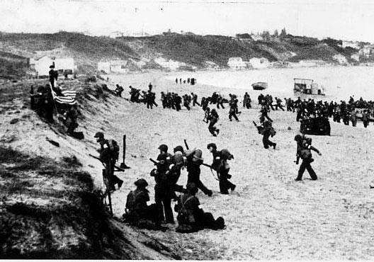 Dilestradeg e Norzh Afrika : Miz Du 1942 ARGAD «Torch».