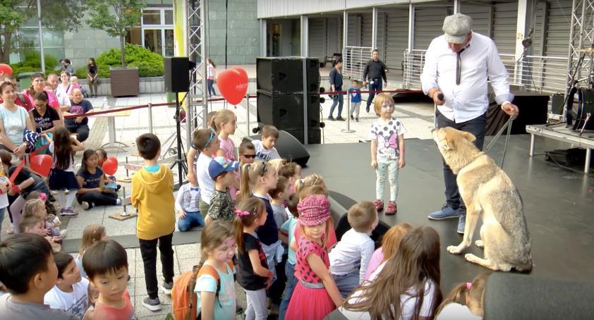 nagy siker volt a saját szervezésű AsiaCenter