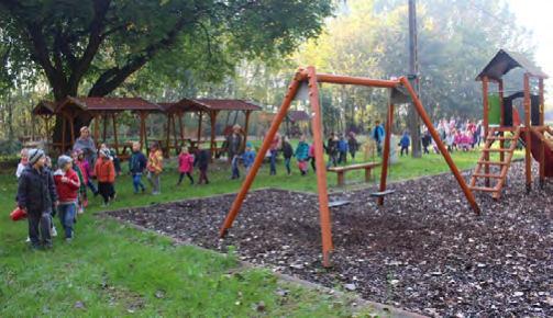Az Állatok Világnapja a Zöld Óvoda program szemléletében című program megvalósítói: Almási Attiláné, Erdélyi Krisztina, Geresd Gyöngyi és Sulyokné Németh Márta.