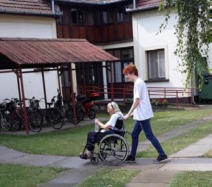 Segítőkész, ügyes fiatalokkal találkoztunk. Szívesen fogadunk a következő évben is nyári diákmunkásokat. A fiatalok munkavállalása nagy segítség volt a nyári nagytakarítások elvégzésében.