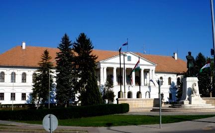 SZÁM Kormánymegbízotti előszó... 2 A 2019.