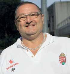 Világbajnok és olimpiai dobogós játékosoknak volt a nevelő edzője. Mint sportvezető a magyar sport egyéb területein is kiemelkedő munkát végzett. Kis István (vízilabda) 1967-től edző.
