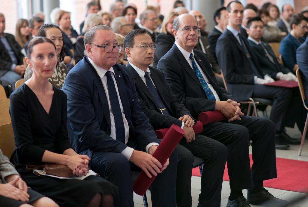 ) Ben Zine Haroune Rachid (Development of Ceramic Dispersion Strengthened 316L Steel Composites. Dr. Balázsi Csaba és Dr. Balázsi Katalin.