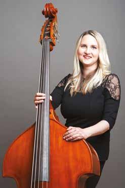 Bartányi Réka nagybőgő 2013. április 1. óta tagja zenekarunknak. E mellett a Farkas Ferenc Zeneiskolában tanít. Kedvenc zeneszerzői Johannes Brahms, Gustav Mahler és Bartók Béla.