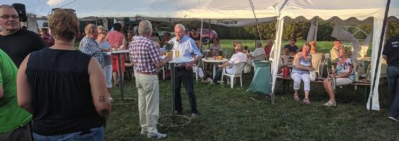 Sudbürger 29. Sudberger Sommerfest Erstmals vier Vereine und ein Sommerfest Die Hitze beim diesjährigen Sudberger Sommerfest auf der Festwiese war schon sehr drückend.