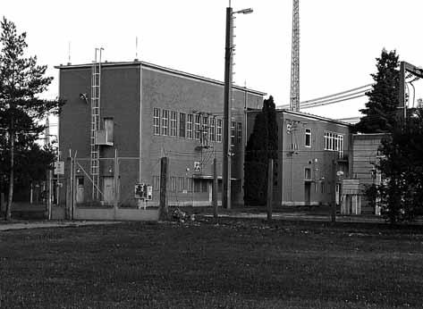Ezt példázza az előző alfejezetben bemutatott raktár- és karbantartóüzemi csarnok is.
