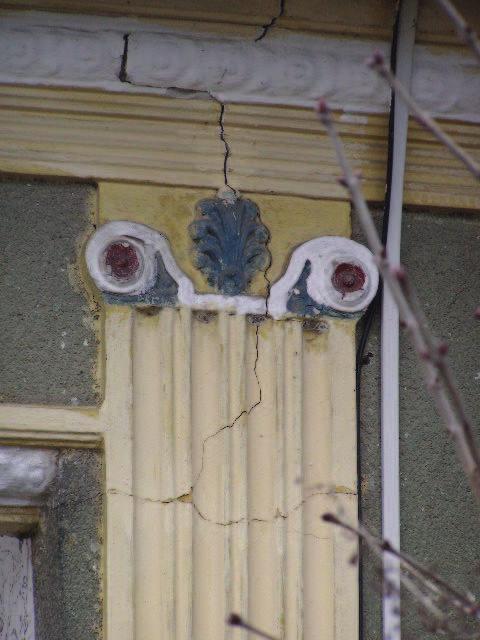 41 RÉSZLETEK A homlokzatdíszítés