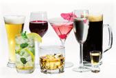 1. Alkoholok A másnaposság kémiai oka A túlzott alkoholfogyasztást kísérő kellemetlen tüneteknek (másnaposságnak) is kémiai okai vannak (1. ábra).