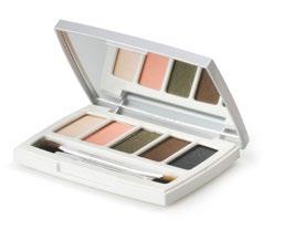15 ml Termékszám 97160905 Tender Beige 97160904 Sweet Pink 97160902 Crystal Clear PROFESSZIONÁLIS ECSETEK REPLENISHING LIPSTICK (AJAKRÚZS) Ellenállhatatlan, fiatalos ajkak.