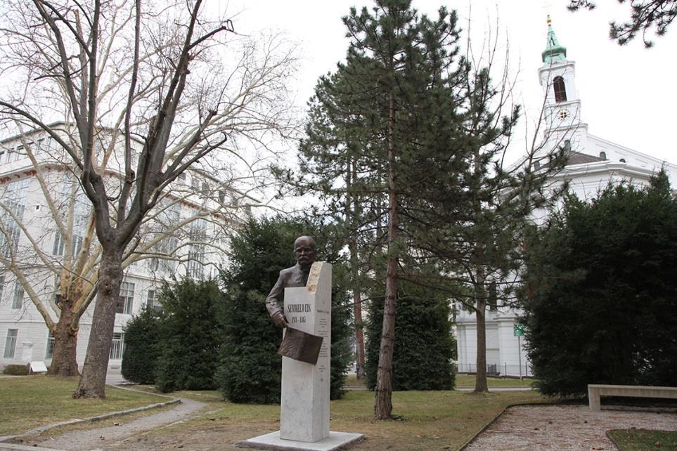 Készítette: Párkányi