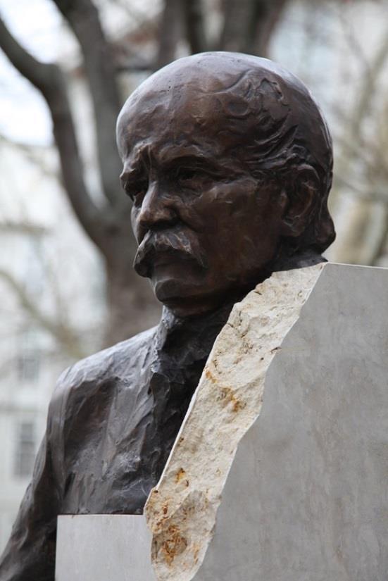 Bécsi Egyetem kertjében