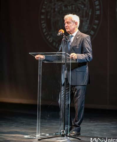 21 Dr. Bódis József oktatásért felelõs államtitkár Dr.