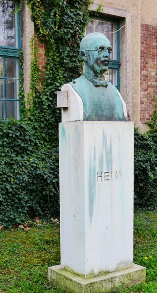 [ ] A pécsi évek már nyugodt évek voltak és életem legharmonikusabb évei voltak.