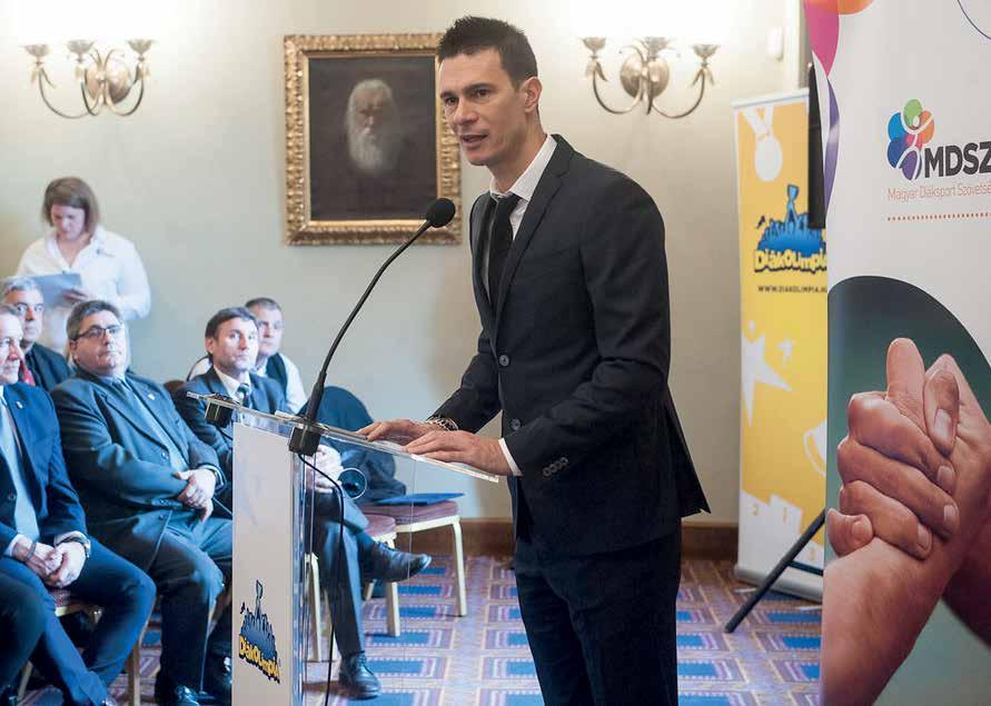 Sportolóból sportvezető Balogh Gábor Magyar Diáksport Szövetség elnöke Törekvéseinkben minden arról szól, hogy a fiatalok érdeklődését felkeltsük a legkülönfélébb sportágak iránt, hogy megszeressék a