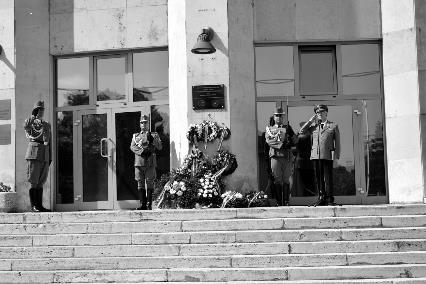 köztük tagunknak Kapcsándi István nyá. mk. ezredesnek. Az egykori OLP épület nagy tanácstermében tartott jubileumi programot a Budapest Helyőrség Zenekarának műsora zárta.