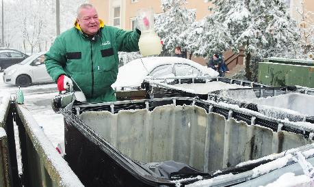 De csak minimális mértékben - mondta Durbák György városi főépítész a témában tartott január 20-ai lakossági fórumon - mivel a jelenlegi szabályozás 99%-ban megfelel a törvényi előírásoknak.