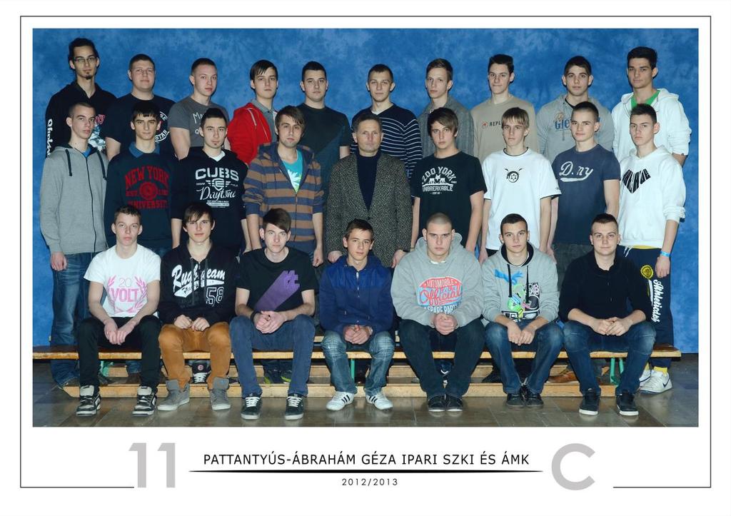 11.C Osztályfőnök: Pongrácz Imre Ács Norbert René Antalovics Ákos Bangha Ádám Benkovics Tamás Borbély Bence Buga Dániel Falb Bence Farkas Krisztián Ferencz Attila Gede Bálint Krisztián Hegyi Milán