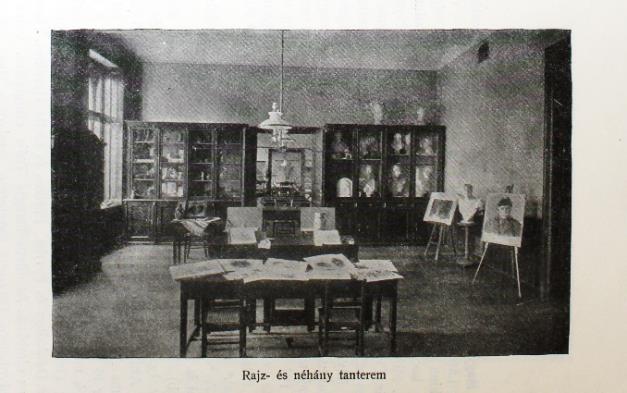 27. kép Termek 1915-ből (Katholikus Leánygimnázium Értesítője. 1915. 17. o. (István út)) 28. kép Rajzterem. Szent-Szív-Intézet Sacré Coeur Budapest VII.