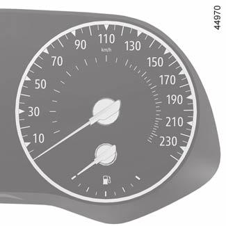KIJELZŐK ÉS MUTATÓK (7/7) 32 33 Üzemanyagszint-jelző 34 Ha a szint eléri a minimum értéket, hangjelzés kíséretében narancssárgán kigyullad a szintjelzőbe épített visszajelzőlámpa M. Tankoljon mielőbb.