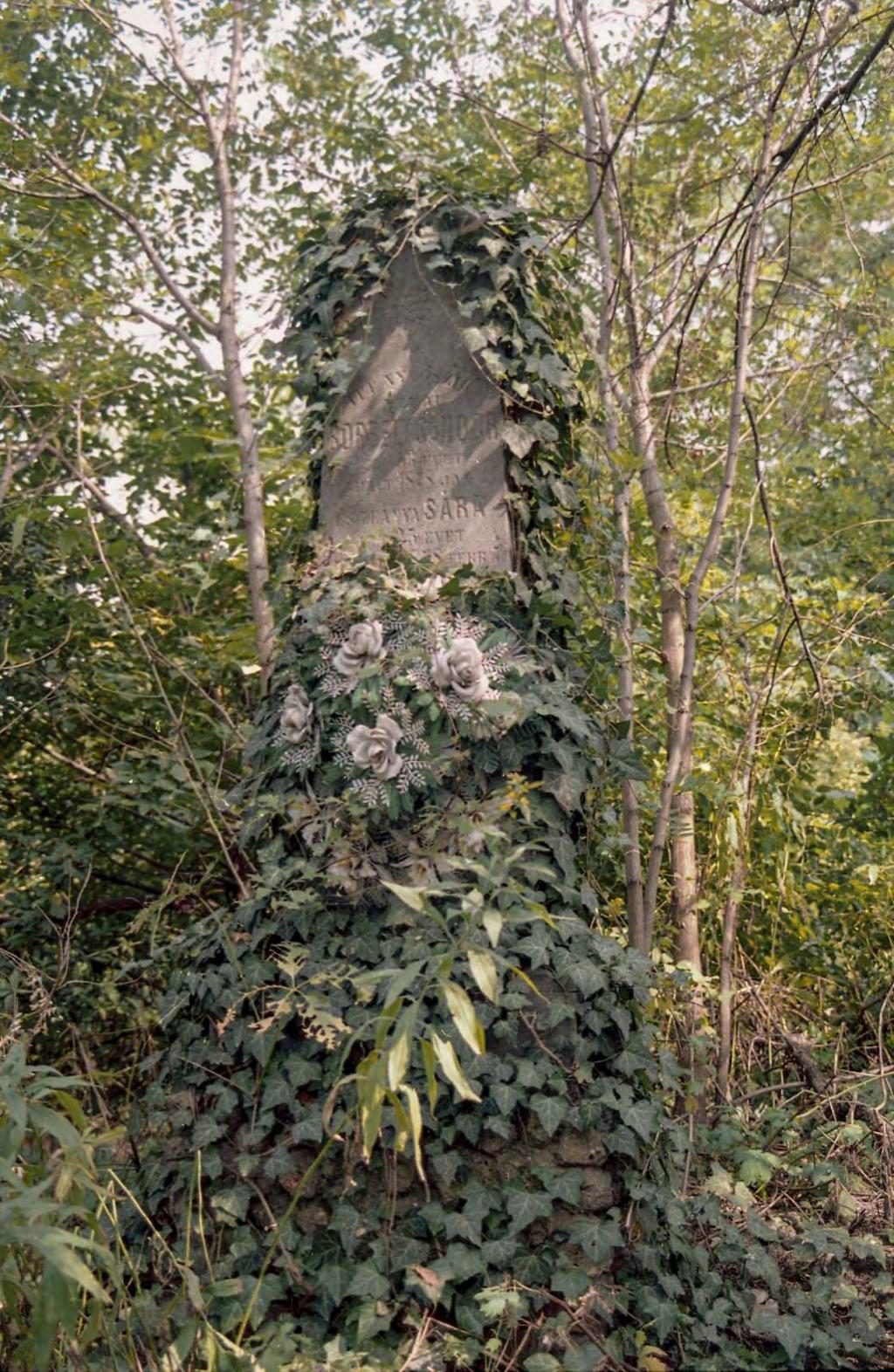 SÍRHELYSZÁM: 148.