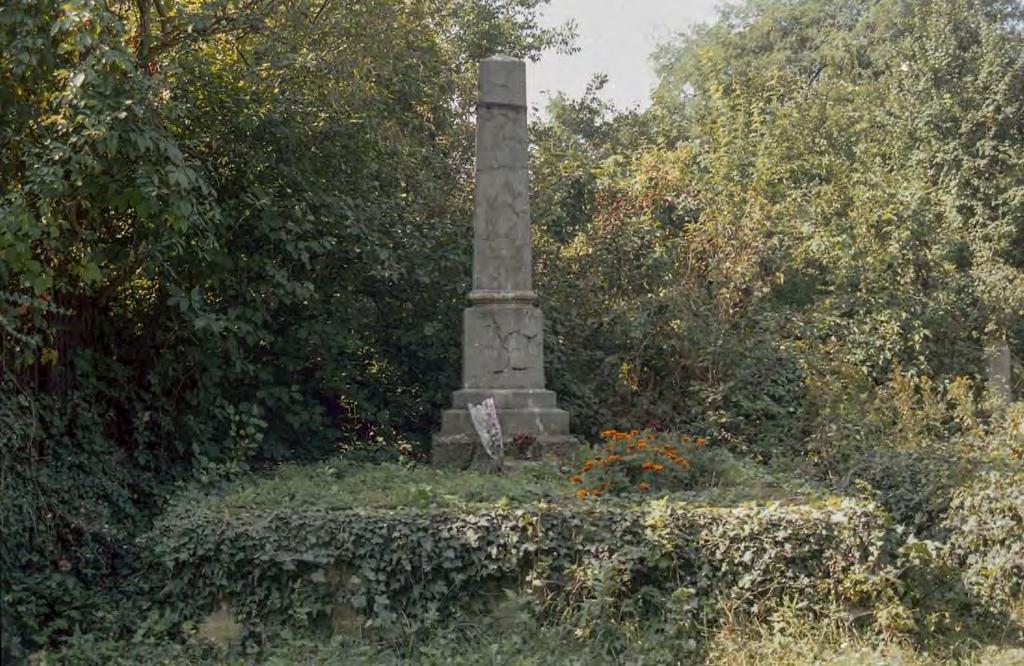 SÍRHELYSZÁM: 30.