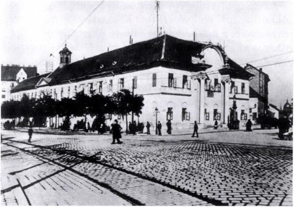 Szent János kórház Ispotály, kóroda a Régi János Kórház A Budai Polgári Kórház (Szent János Kórház, Régi János kórház), 1912 után (onnan tudom, hogy rajta van a háttérben ház, ahol lakom, és ami