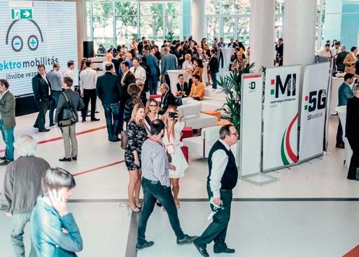 SMART Pitching : Okos város termékbemutató és közönség szavazás SMART Pitching A2019-es konferencia délelőtti programjának része volt egy SMART Pitching verseny, amelyen tíz magyar vállalkozás