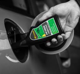 Üzemanyag adalékok benzinmotorokhoz XERAMIC Petrol Injector Cleaner Benzin befecskendező tisztító A befecskendező rendszer alapos, hatékony tisztítására és védelmére szolgáló speciális tisztítóanyag.